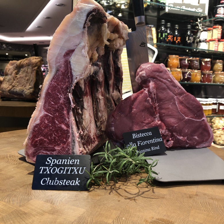 Bistecca alla fiorentina, Txogitxu, Tomahawk  Steak