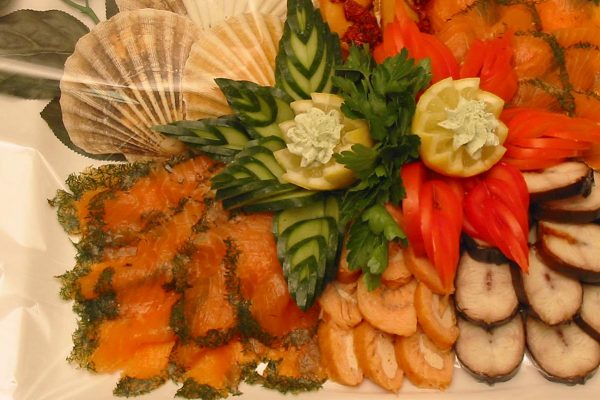 geraeucherte Fischkoestlichkeiten